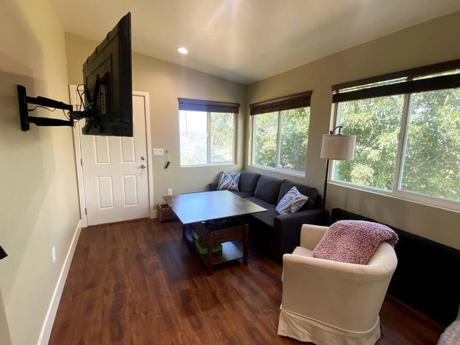 Walnut Cottage Badger Екстер'єр фото