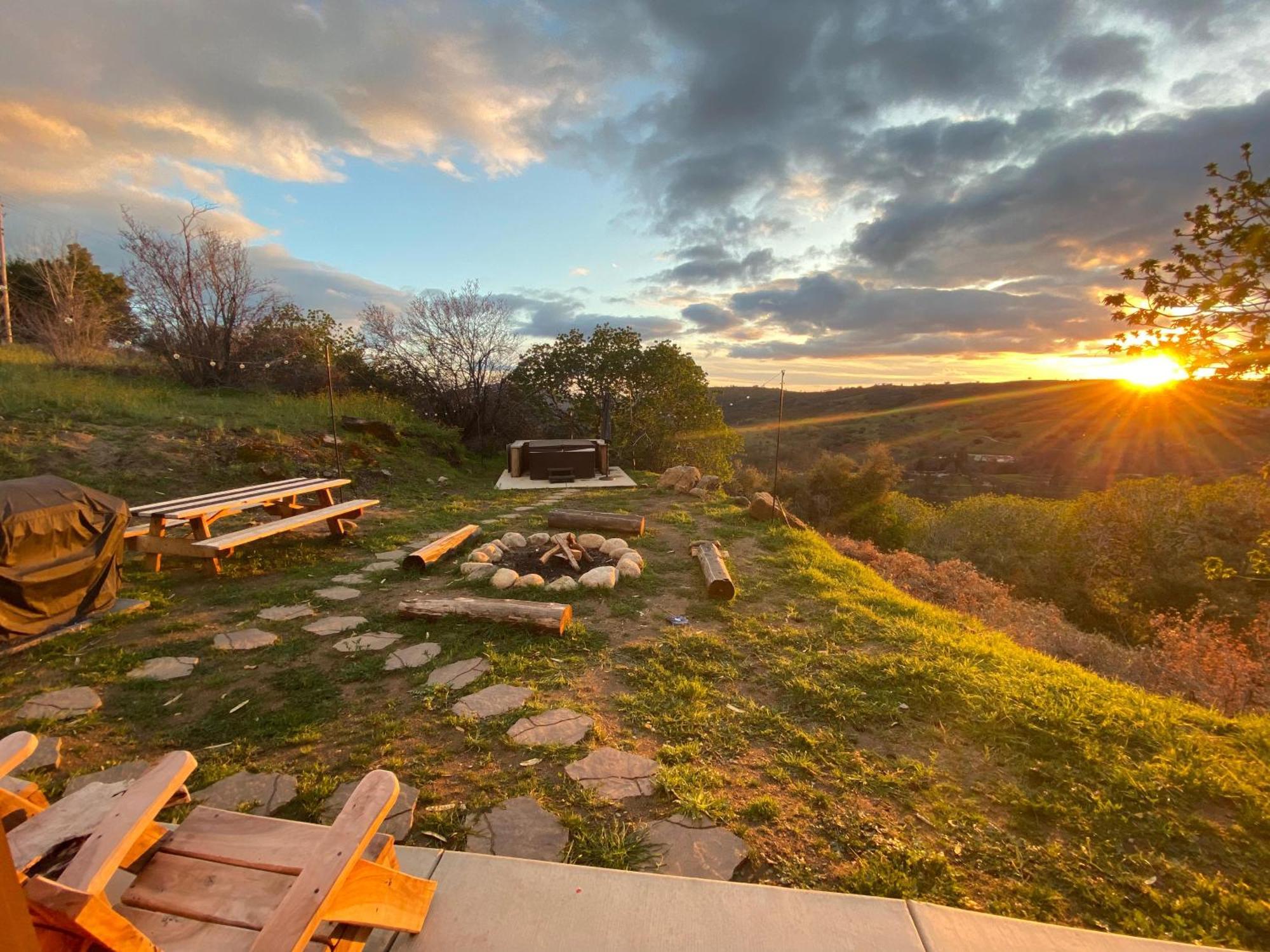 Walnut Cottage Badger Екстер'єр фото